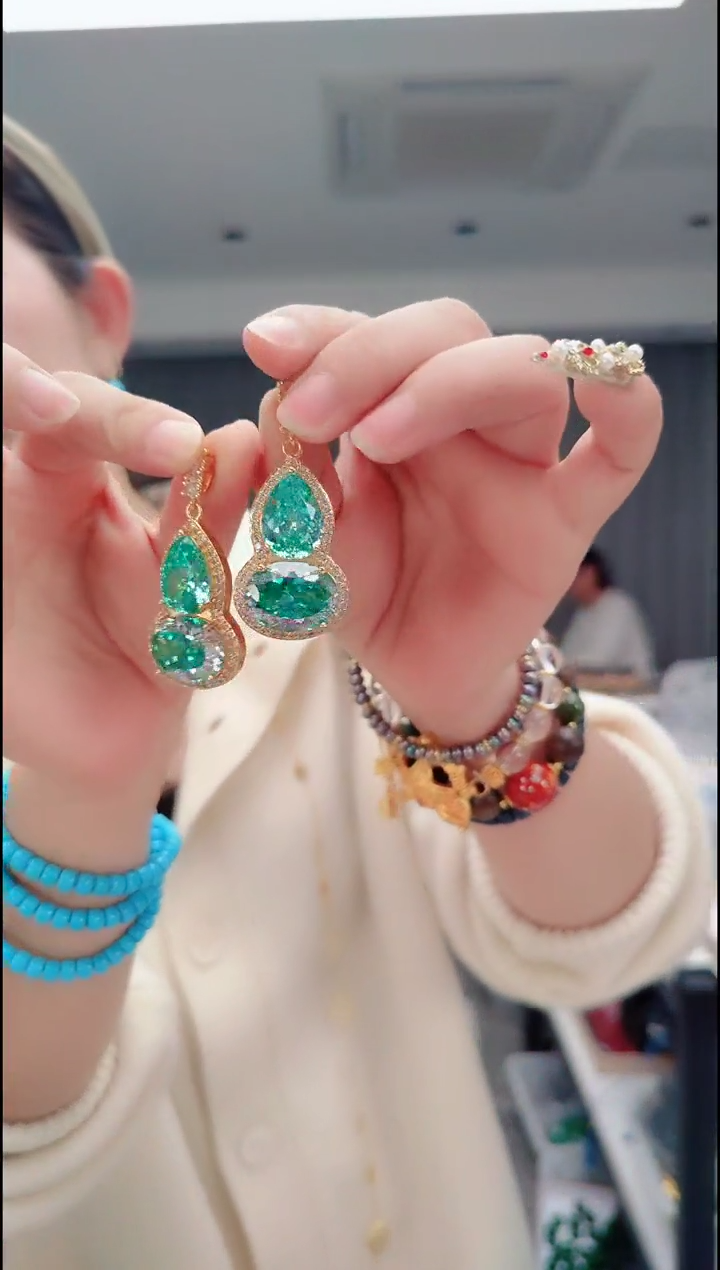 无合金26107薄荷绿吊坠   