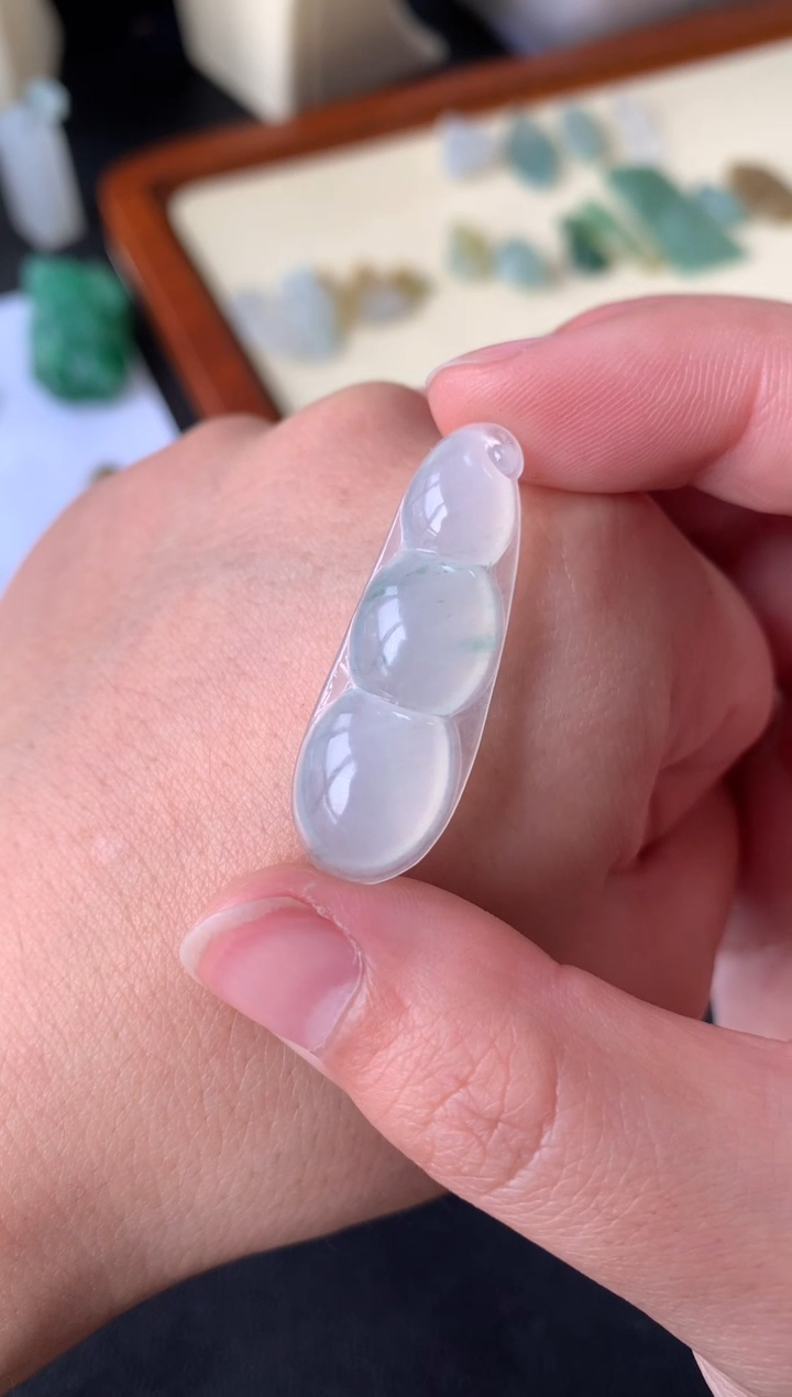 【闪购商品】定制翡翠未镶嵌翡翠