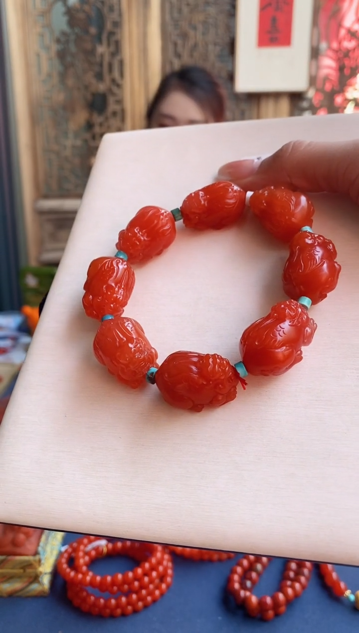 未镶嵌手链南红玛瑙铂*保山南红貔貅手串双12价
