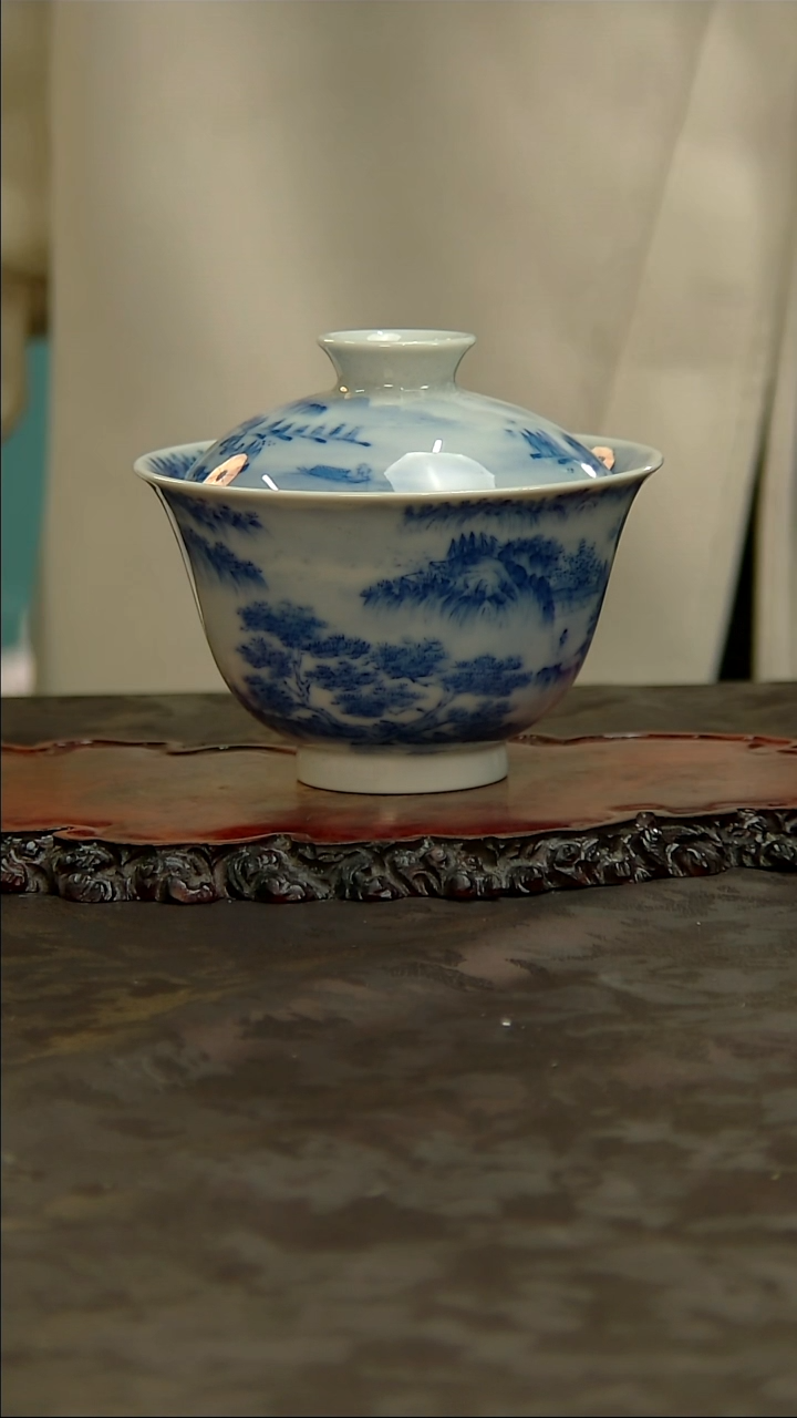 【闪购商品】青花手绘山水盖碗