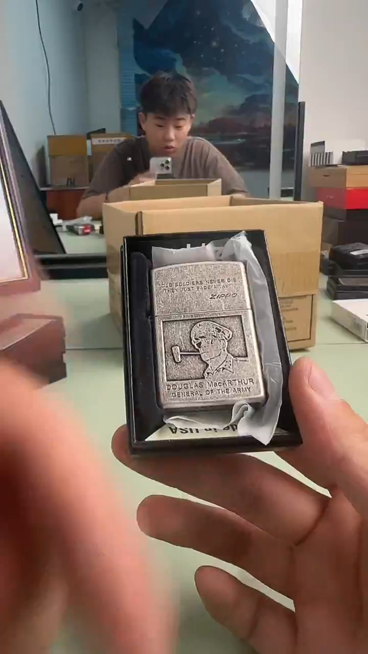 铜zippo打火机将军