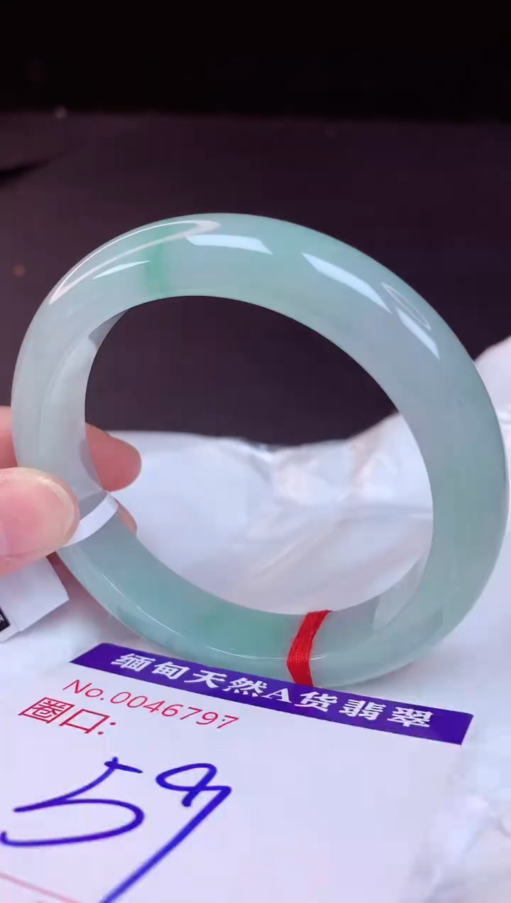 翡翠手镯未镶嵌59+             
