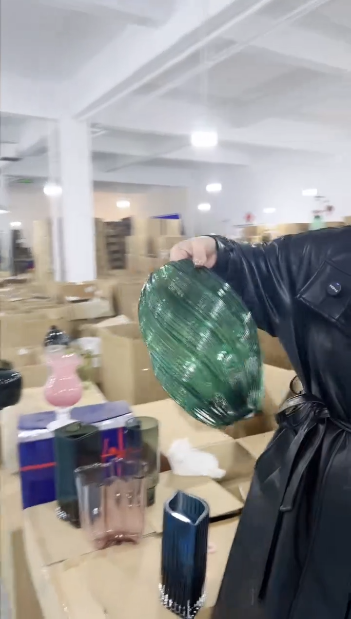 【闪购商品】无铅玻璃UU外贸花瓶微瑕-MHAS2