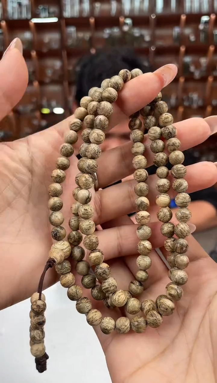 【闪购商品】沉香手串111号文莱多样性发一条