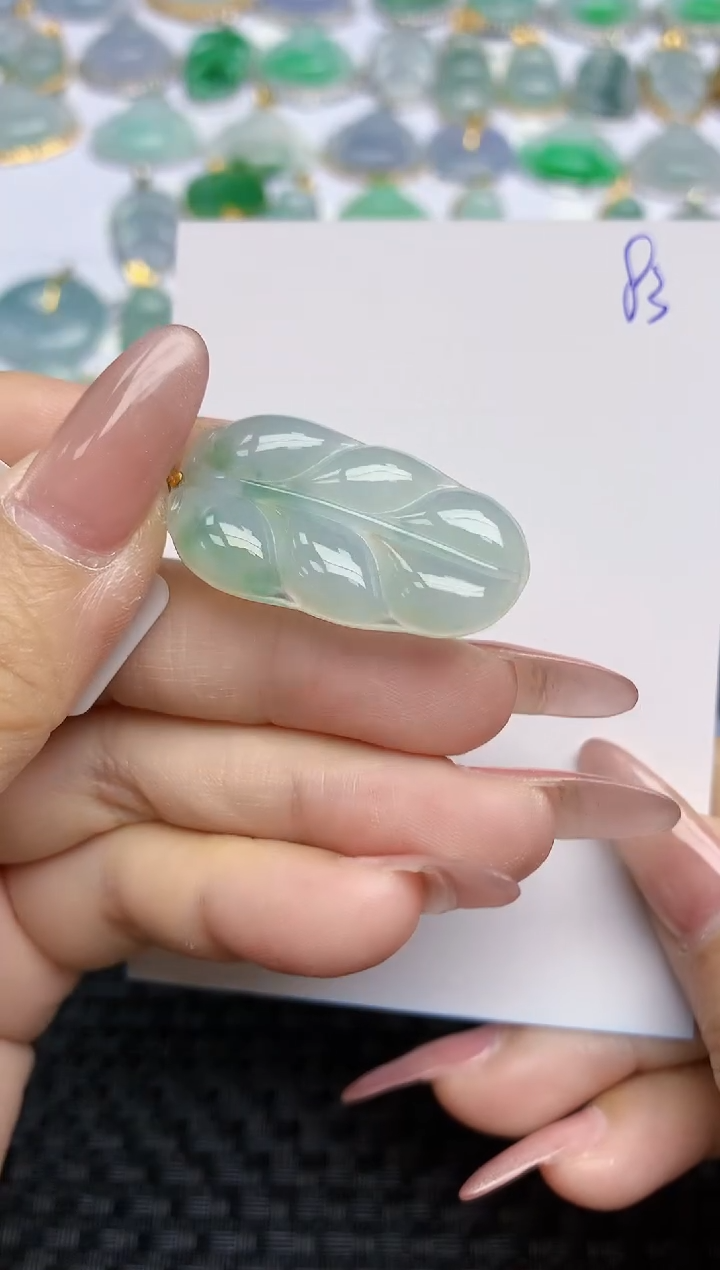 【闪购商品】翡翠颈饰18K金镶嵌天然A货翡翠 83
