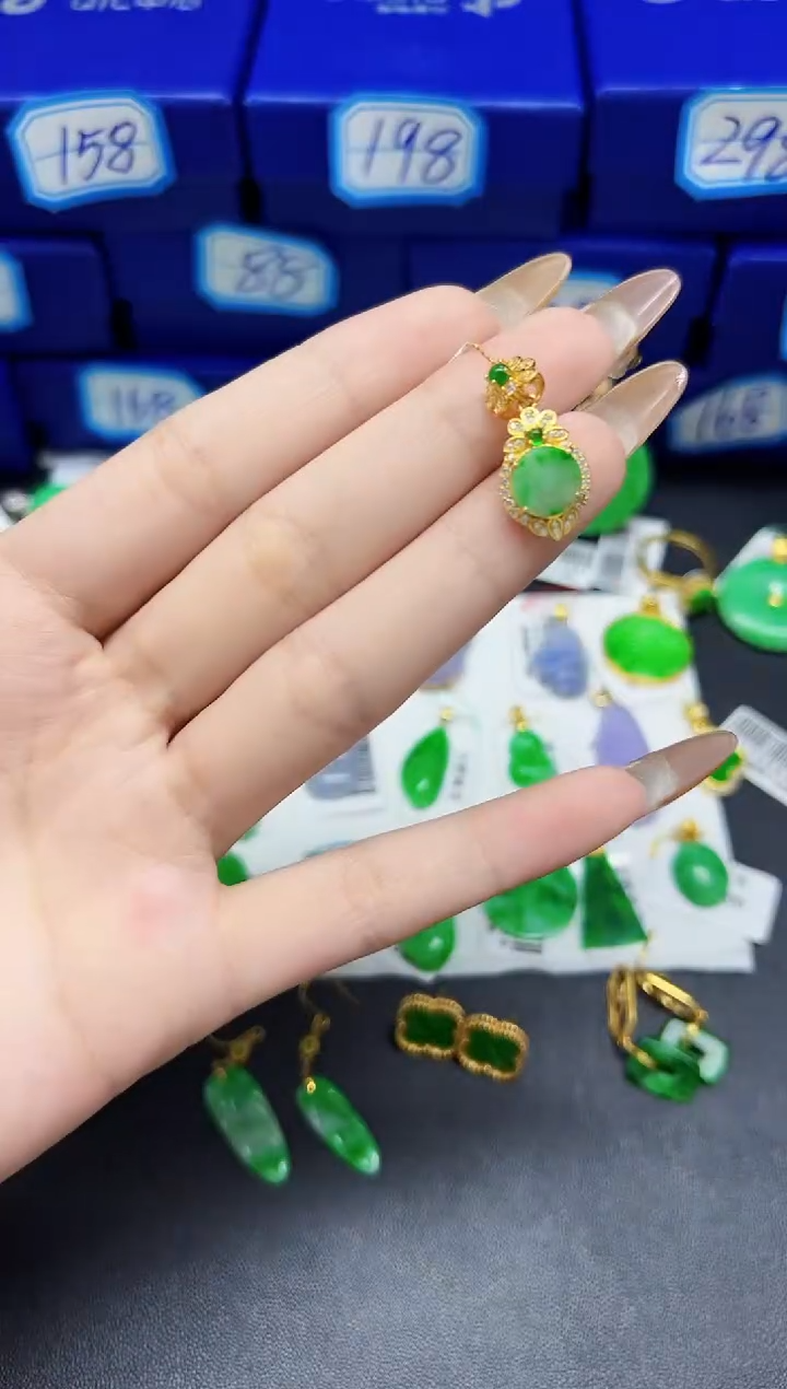 【闪购商品】翡翠颈饰未镶嵌Y缅料A货/支持复检/一件