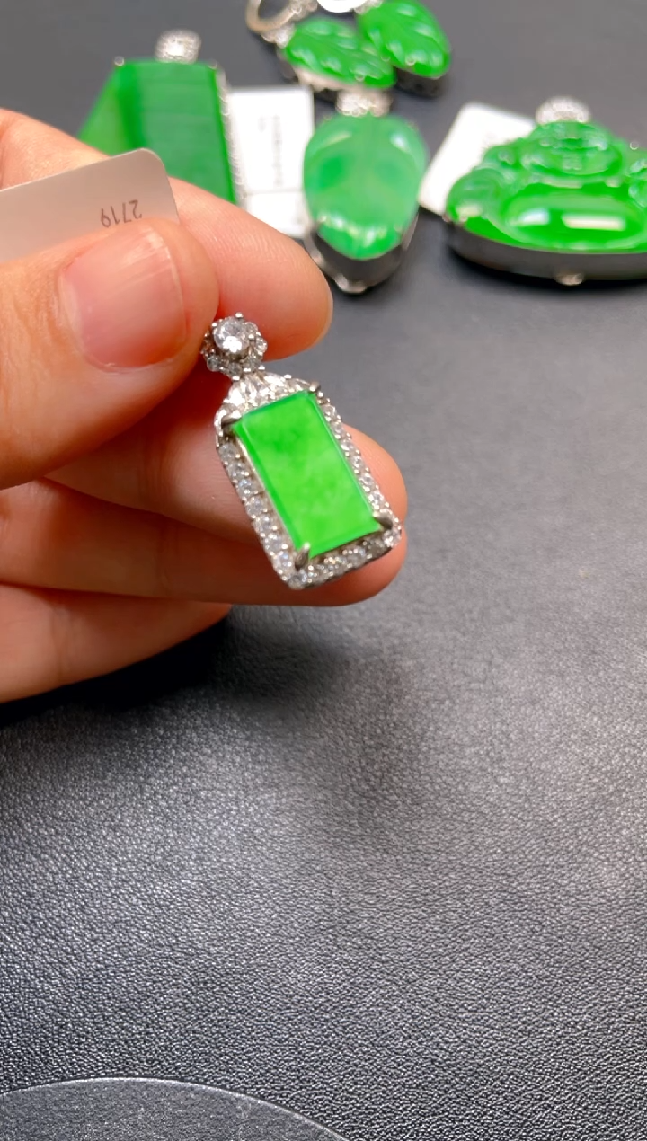 银S925镶嵌挂件翡翠吊坠