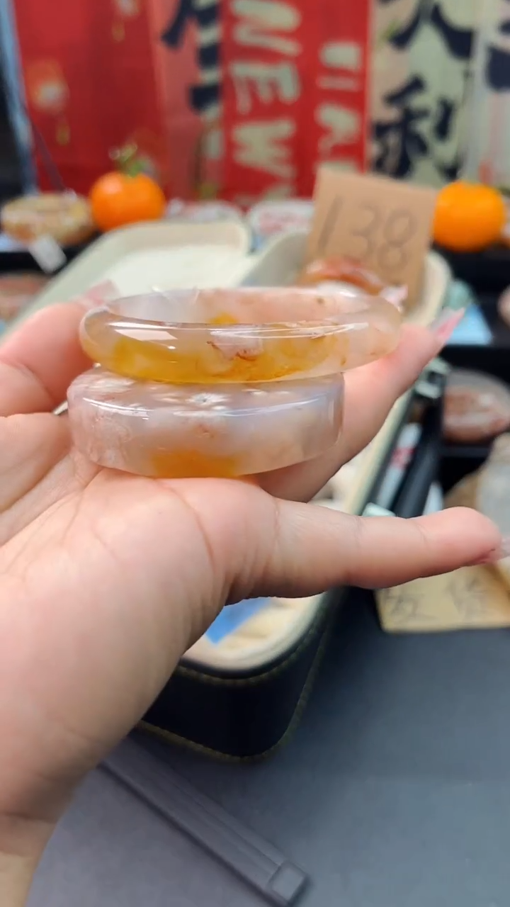 【闪购商品】石英质玉手镯未镶嵌赠送镯心（59圈口）