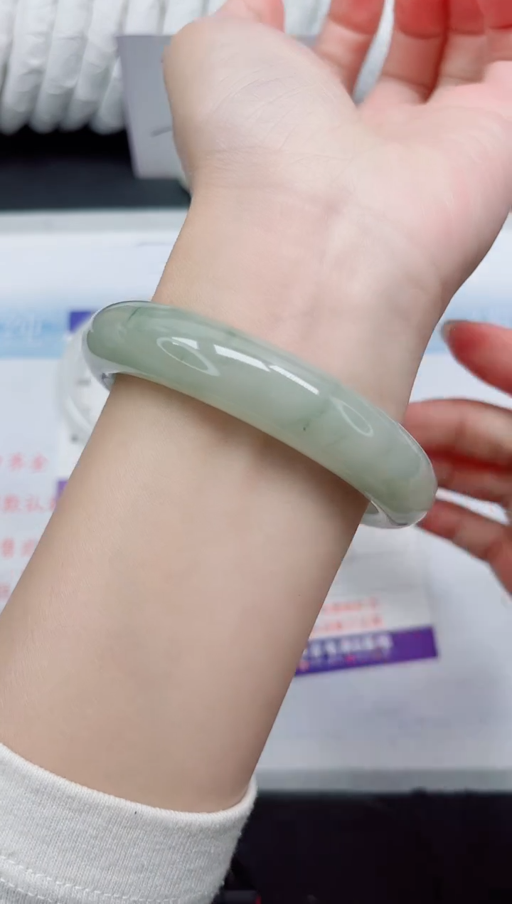 【闪购商品】石英质玉手镯未镶嵌21-58