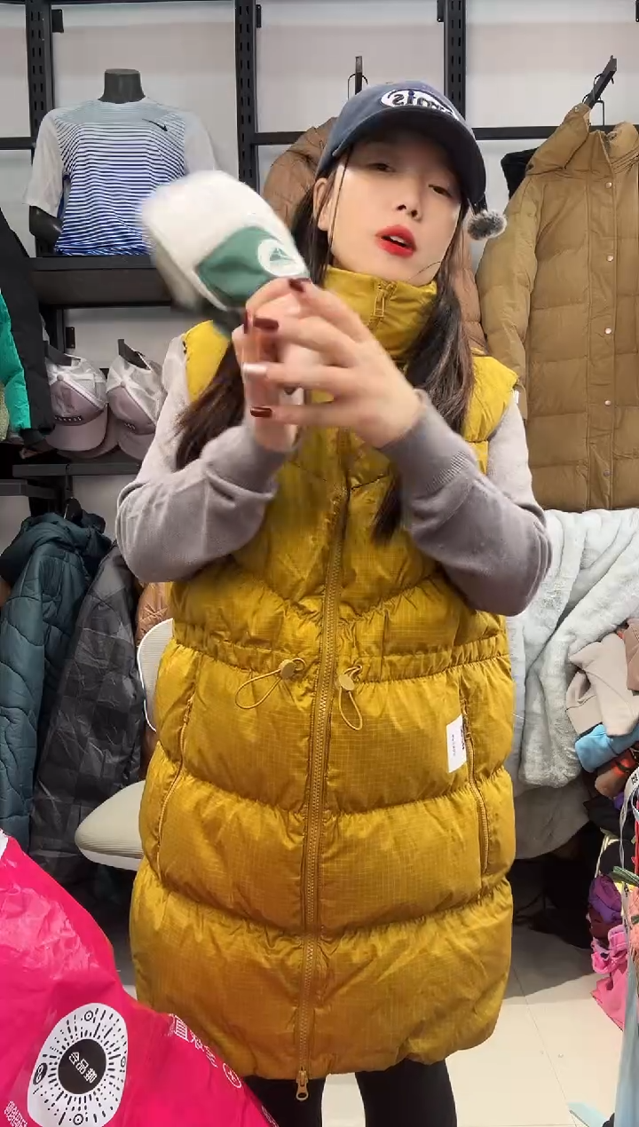 2631 闪购编码  运动卫衣裤以直播间过款为准 尺码  ·  