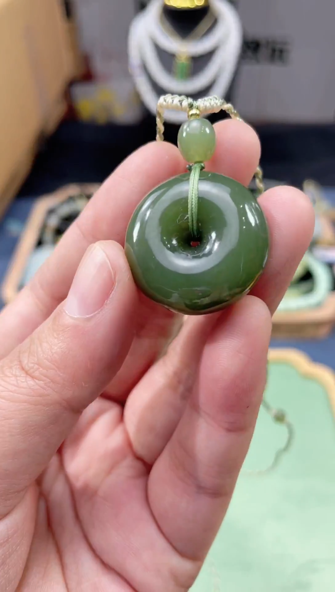 吊坠(赠链)未镶嵌和田玉平安扣