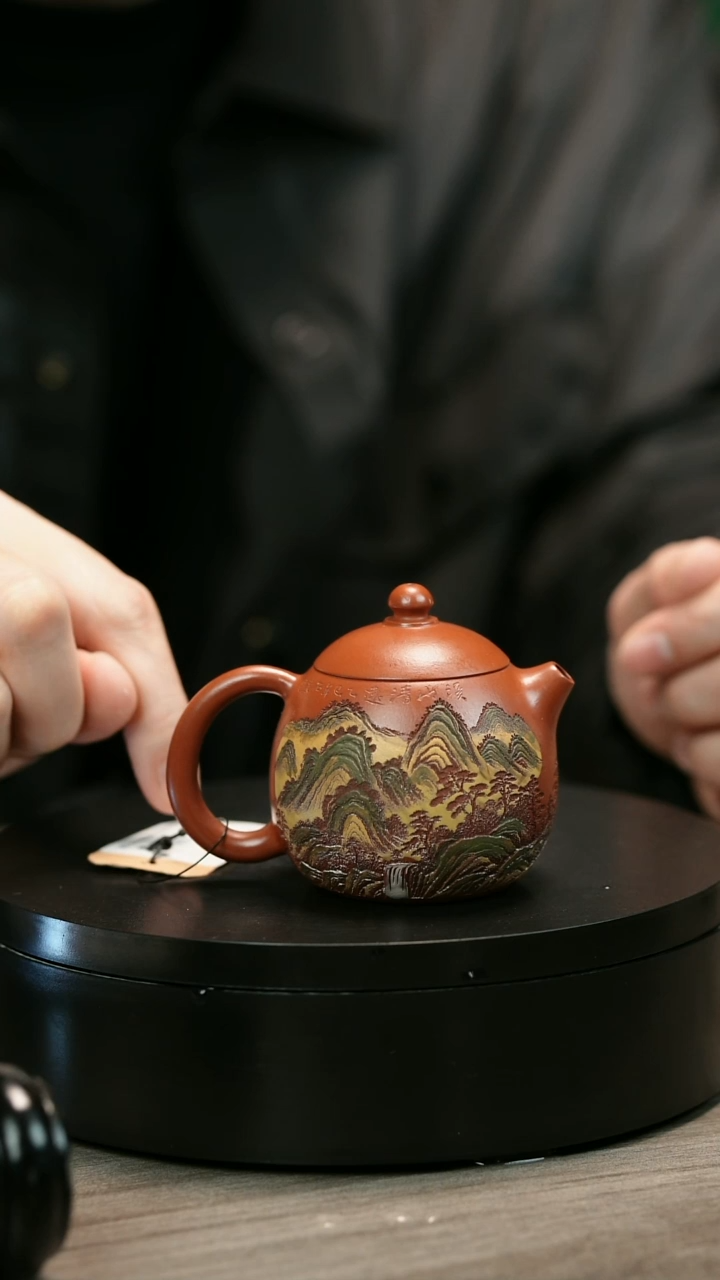 茶壶紫砂山H2205赵翠红彩绘龙蛋