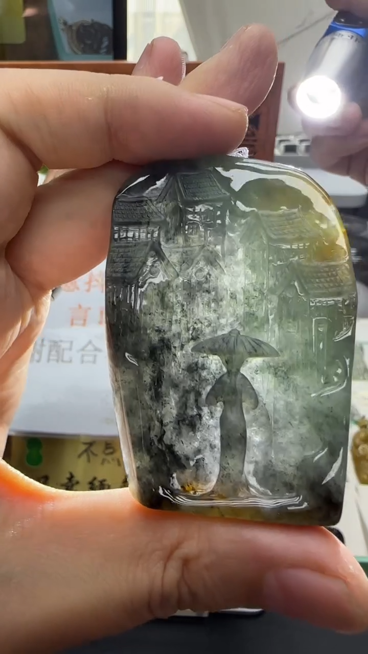 【闪购商品】翡翠挂件未镶嵌国雕谢林工（定制退货扣1000元）