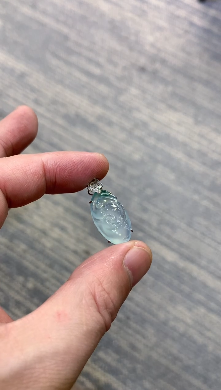 颈饰未镶嵌翡翠天然A货翡翠