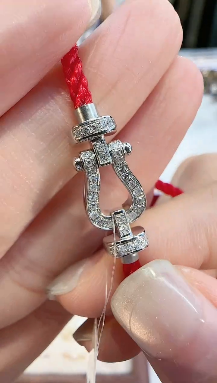 【闪购商品】钻石手绳18K金镶嵌马蹄扣红绳15#17#18#