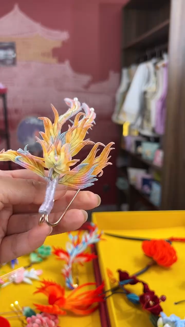 【闪购商品】刺绣非遗绒花（发饰）