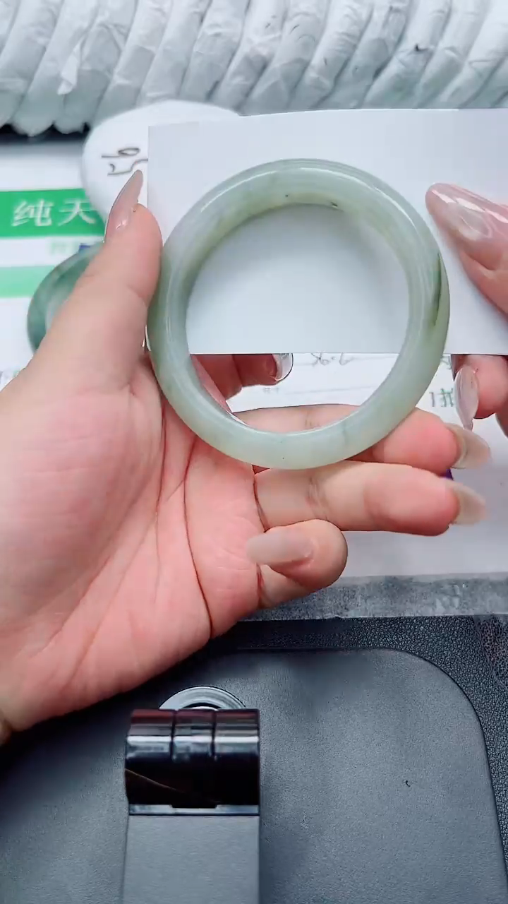 石英质玉手镯未镶嵌118-56.2