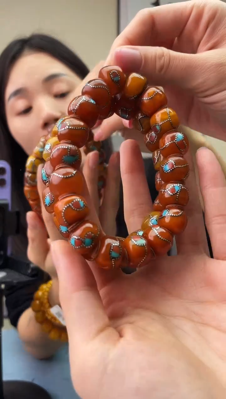 琥珀未镶嵌珠宝奇石T0假一罚十，多样性发一件