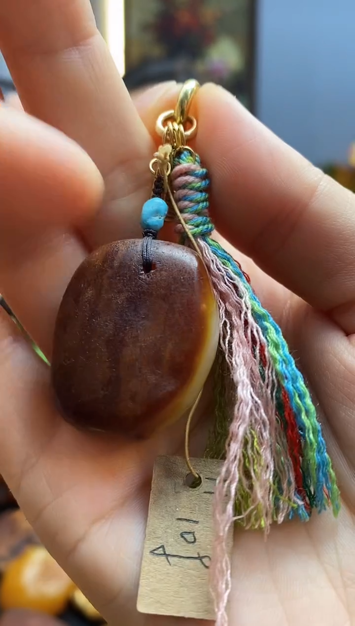 琥珀颈饰未镶嵌挂件