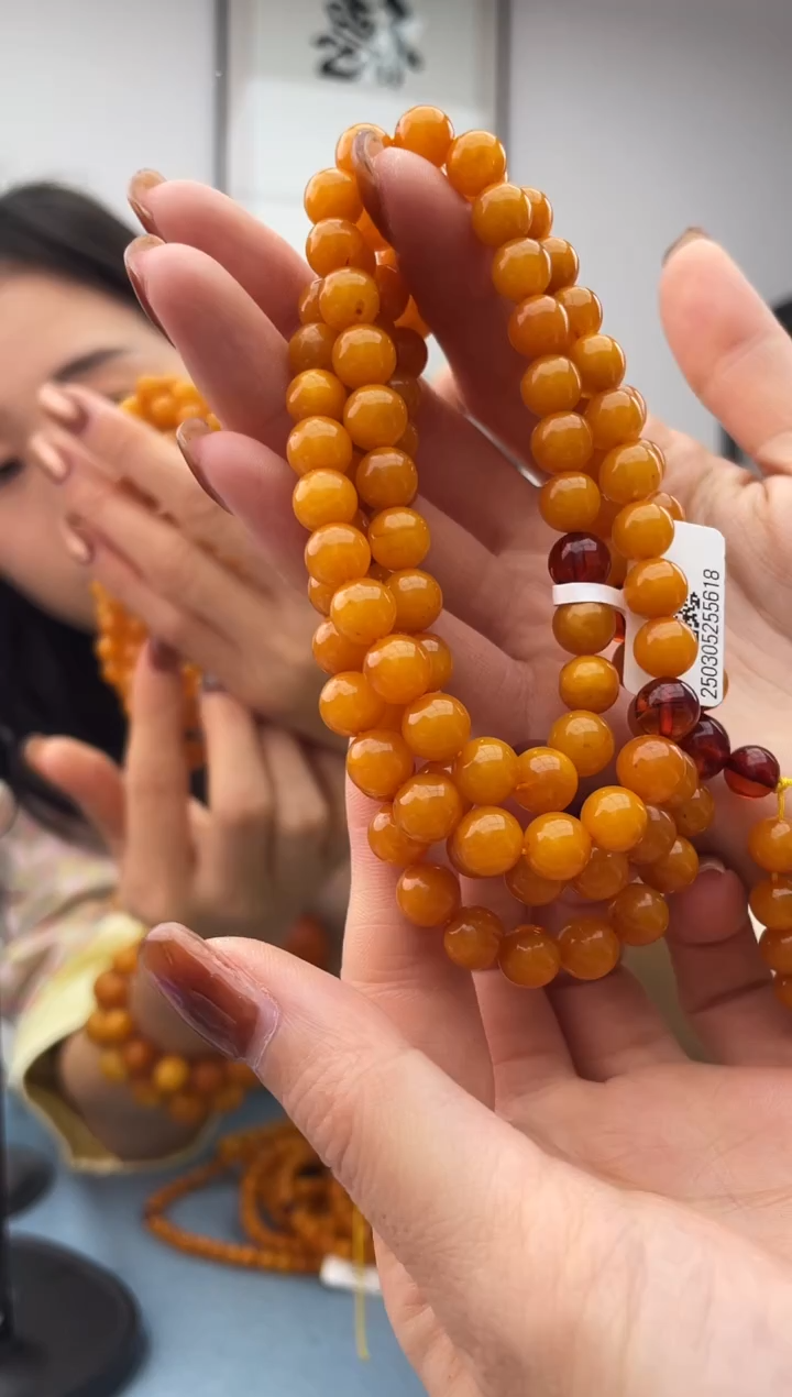【闪购商品】蜜蜡珠宝奇石未镶嵌036.8，微瑕假一罚十