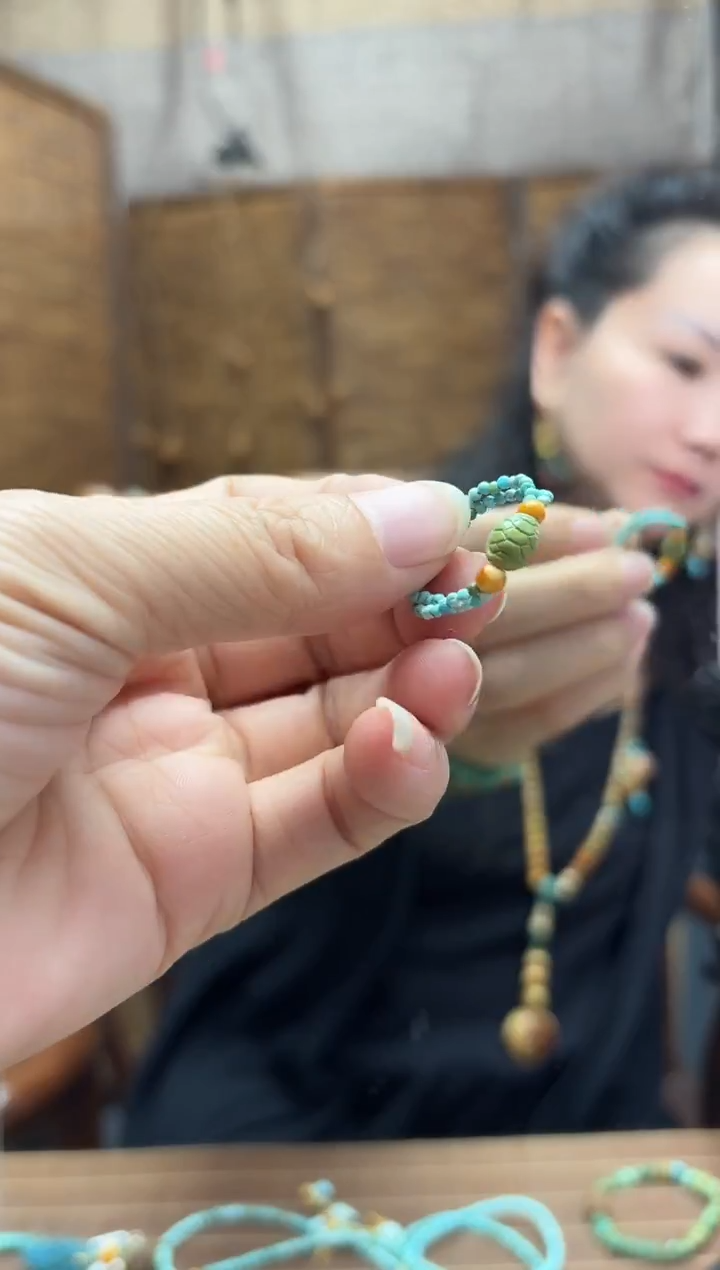 蜜蜡颈饰未镶嵌多样性发一件 戒指富甲