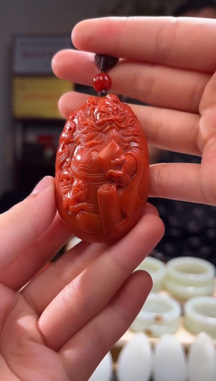 南红玛瑙未镶嵌颈饰吊坠