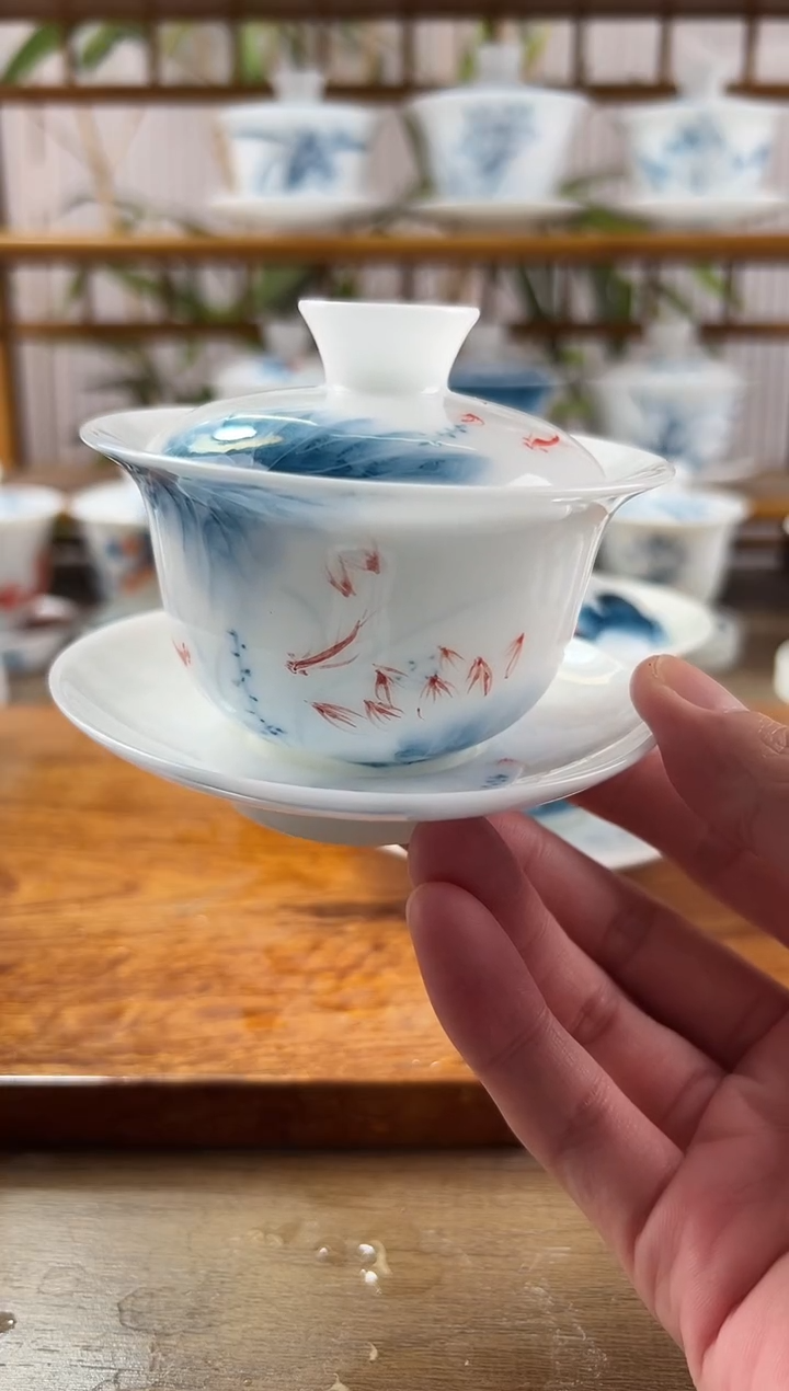 微瑕高冰蓝莲130ml三才盖碗