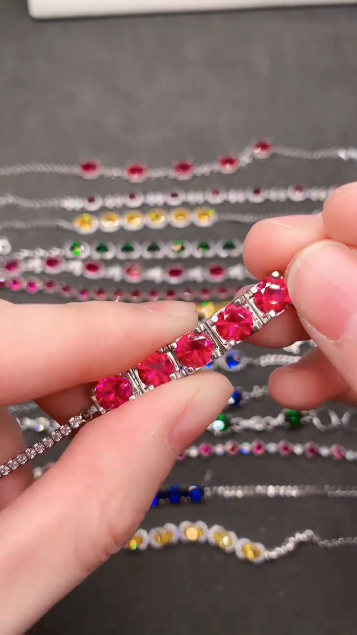 【闪购商品】红宝石手链银S925镶嵌.....