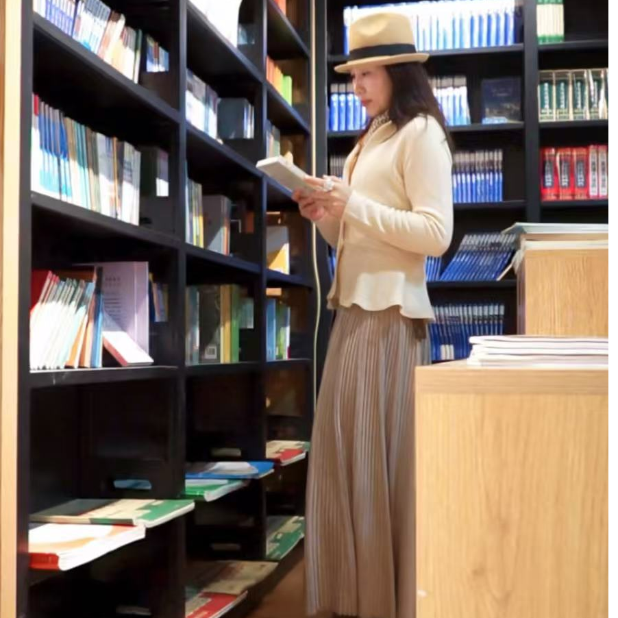 霞霞家！【大伞裙】法式显瘦时尚慵懒风极简高腰百搭半裙