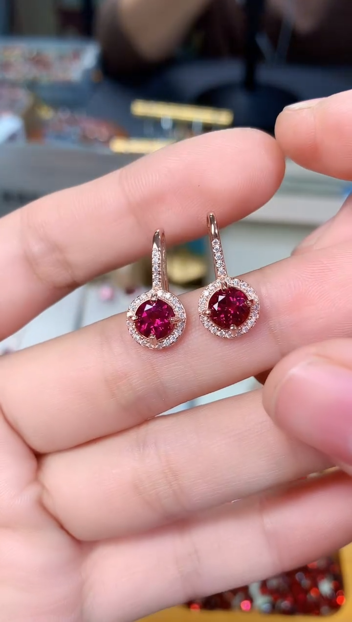 【闪购商品】石榴石耳钩银S925镶嵌天然镁铝