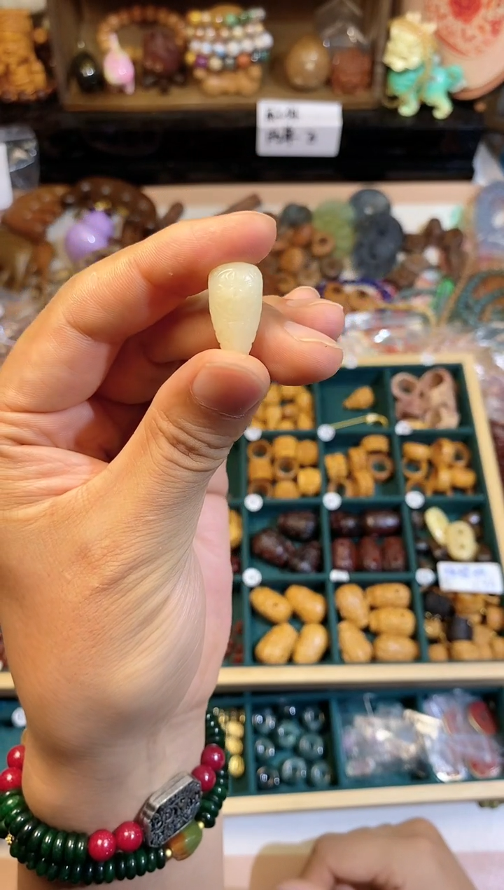非洲檀香手串/手链牛骨克罗地心三通发1