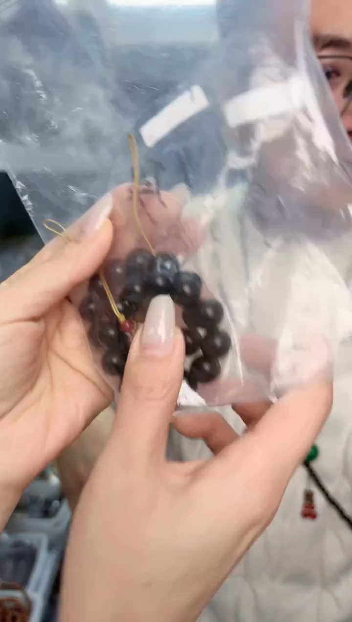 【闪购商品】东非黑黄檀（紫光檀）手捻一个
