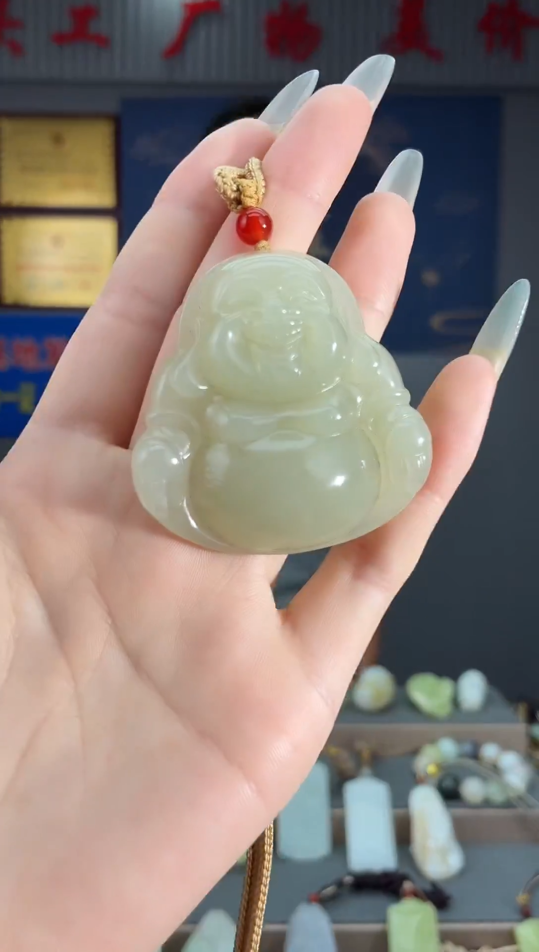 颈饰未镶嵌和田玉1