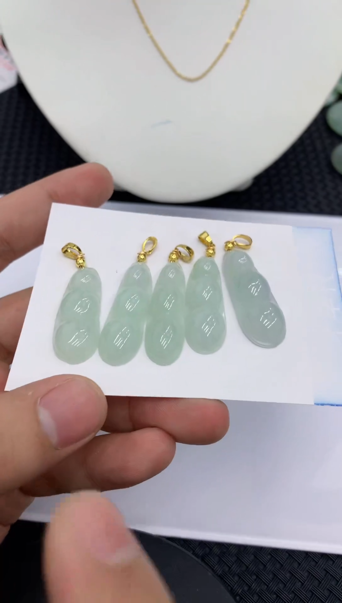 【闪购商品】翡翠颈饰未镶嵌多样性发其一