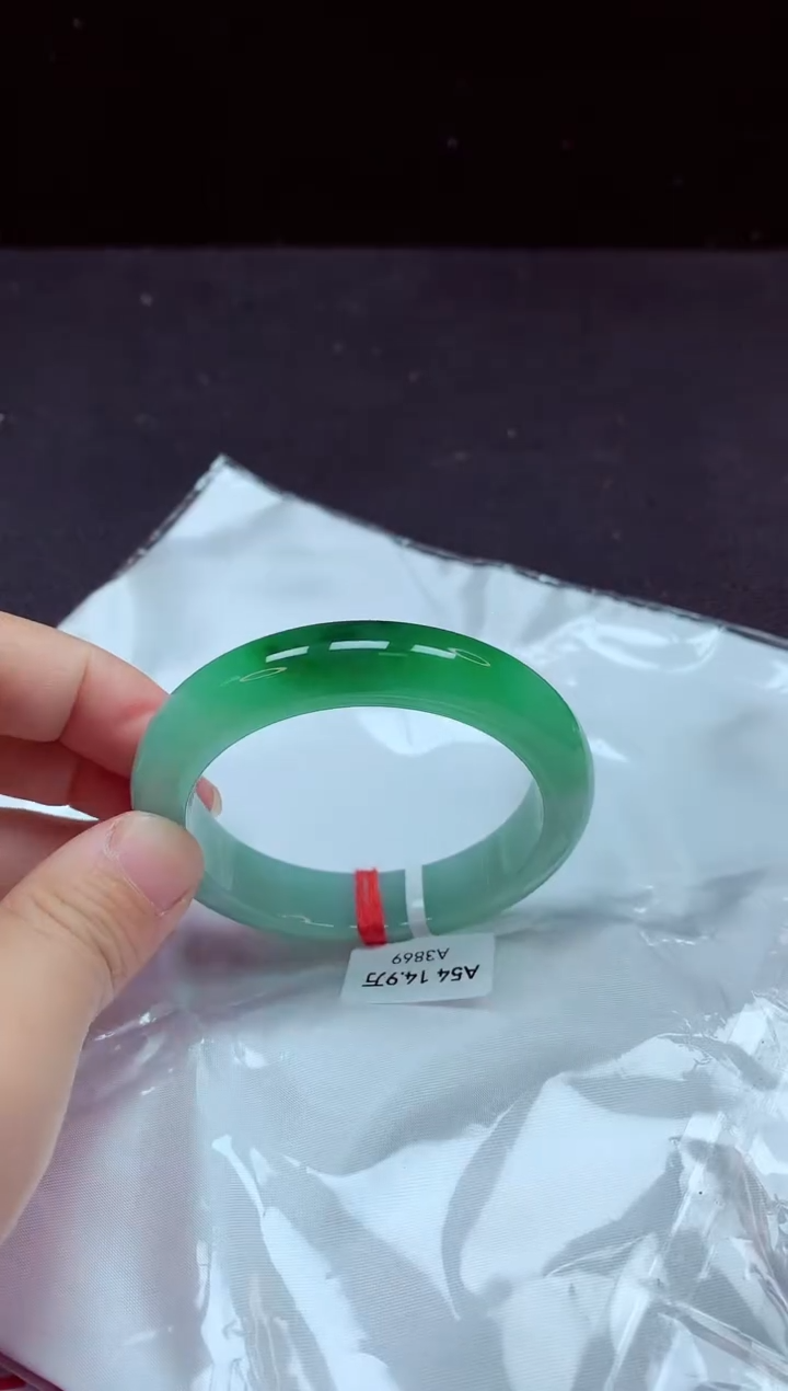 【闪购商品】翡翠手镯未镶嵌镯子54+