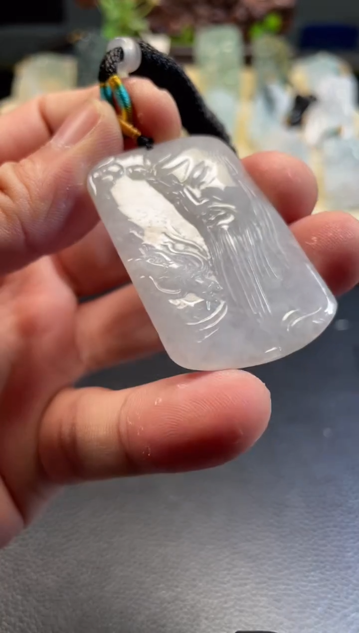 颈饰未镶嵌翡翠12/08/091