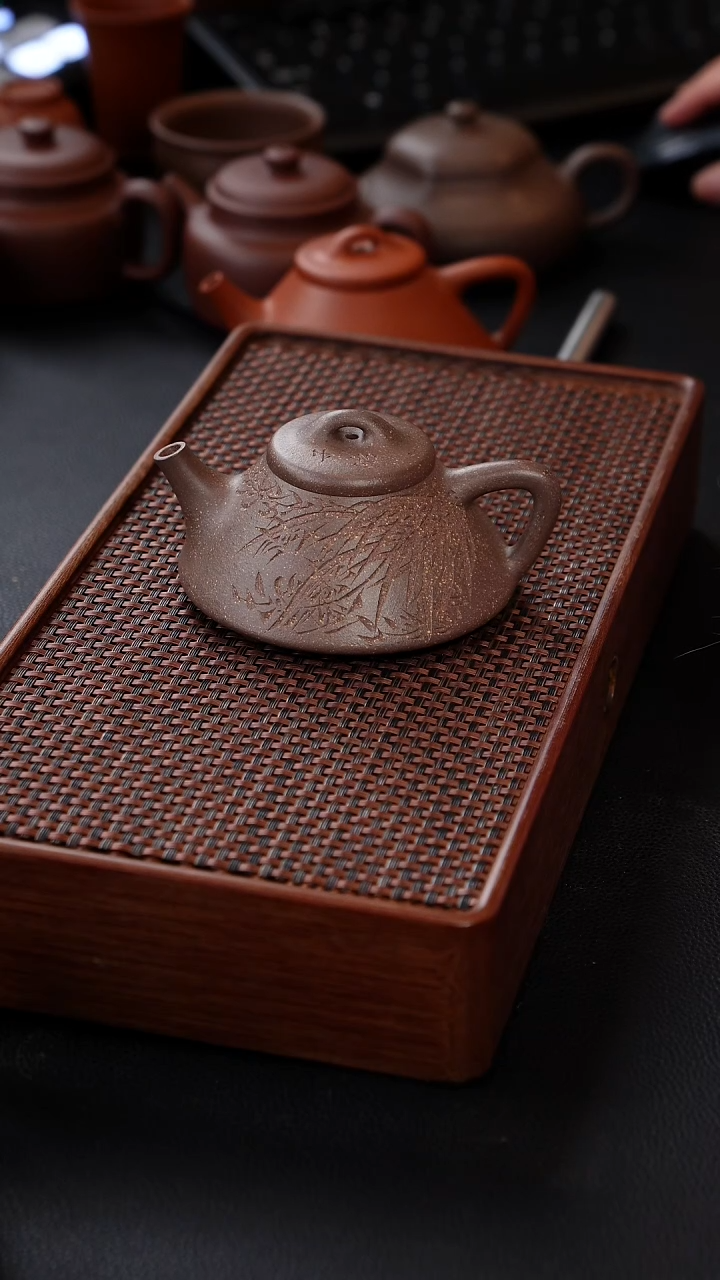 【闪购商品】文瓢150CC鲨鱼皮段泥原矿紫砂壶