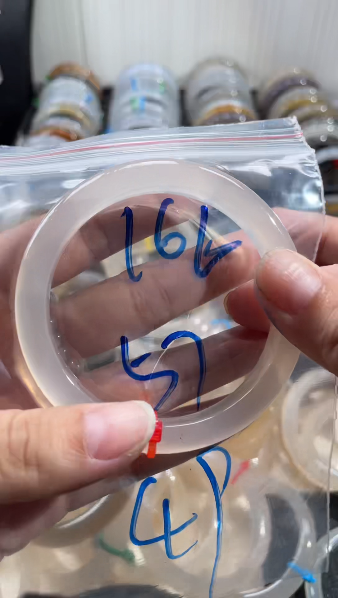 玛瑙/玉髓手镯未镶嵌166