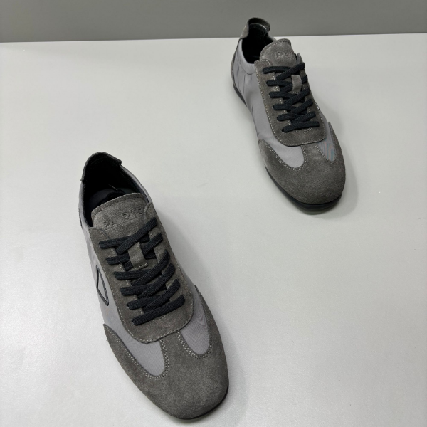 广州男鞋夏季新款男鞋纯色休闲皮鞋男士休闲百搭舒适潮鞋透气