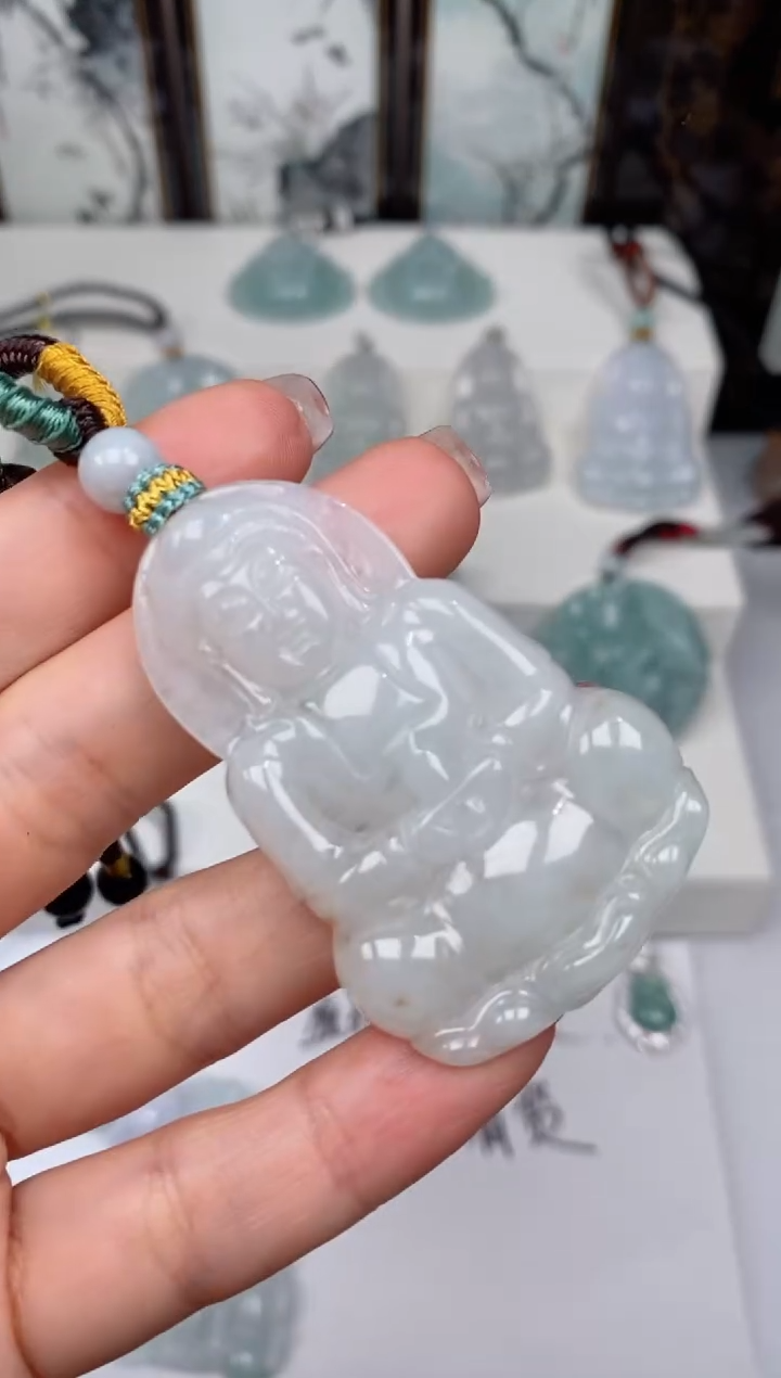 【闪购商品】翡翠颈饰未镶嵌吊坠