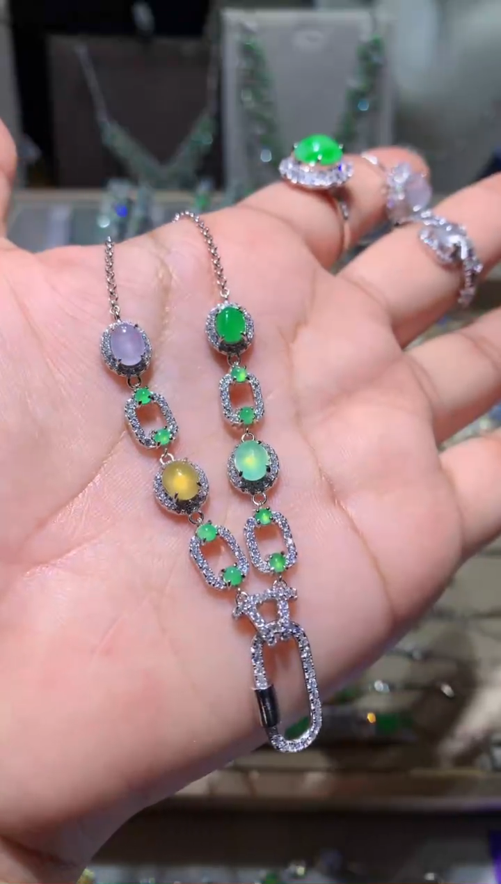 未镶嵌翡翠耳饰项链