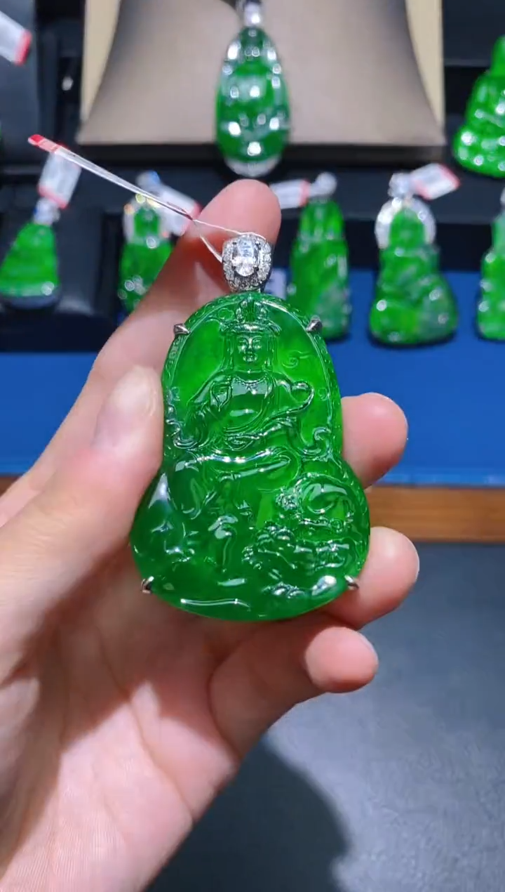 【闪购商品】翡翠颈饰未镶嵌天然A货翡翠35