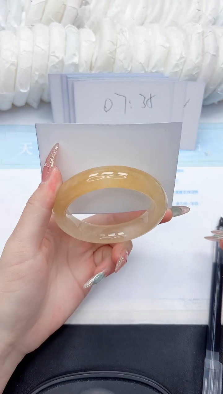 石英质玉手镯未镶嵌271-57