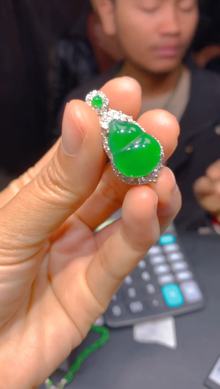 【闪购商品】定制翡翠未镶嵌102多样性发货（发其一）