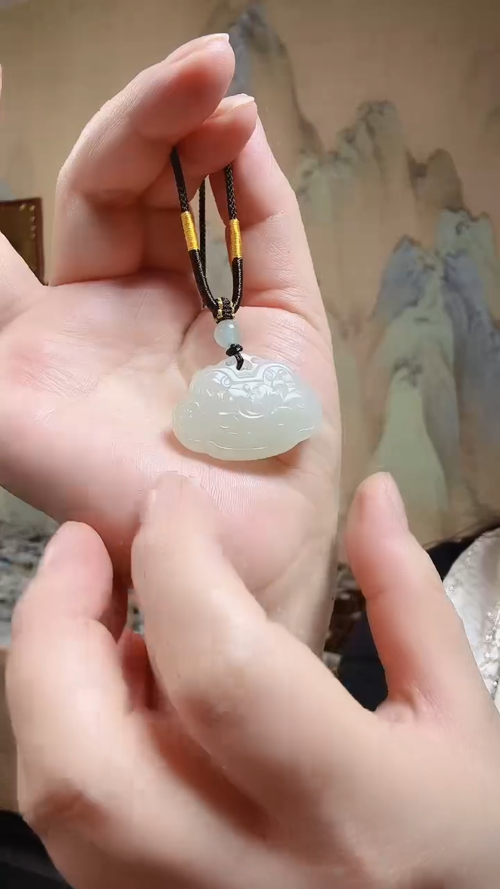 【闪购商品】和田玉颈饰未镶嵌.