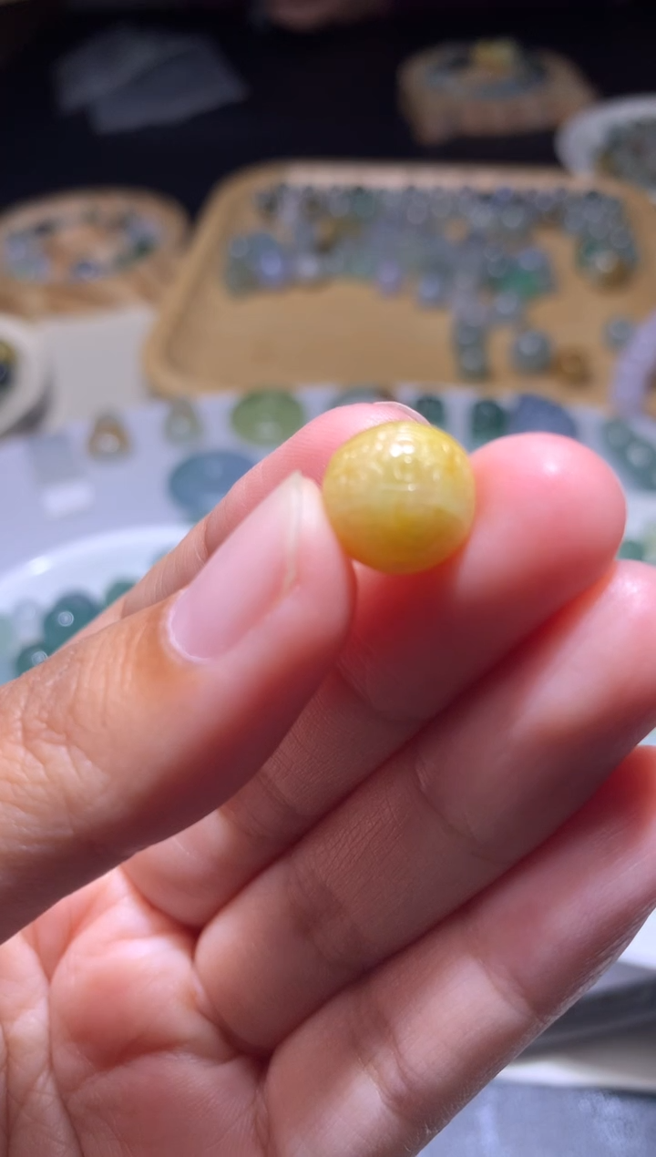 未镶嵌定制翡翠毛货