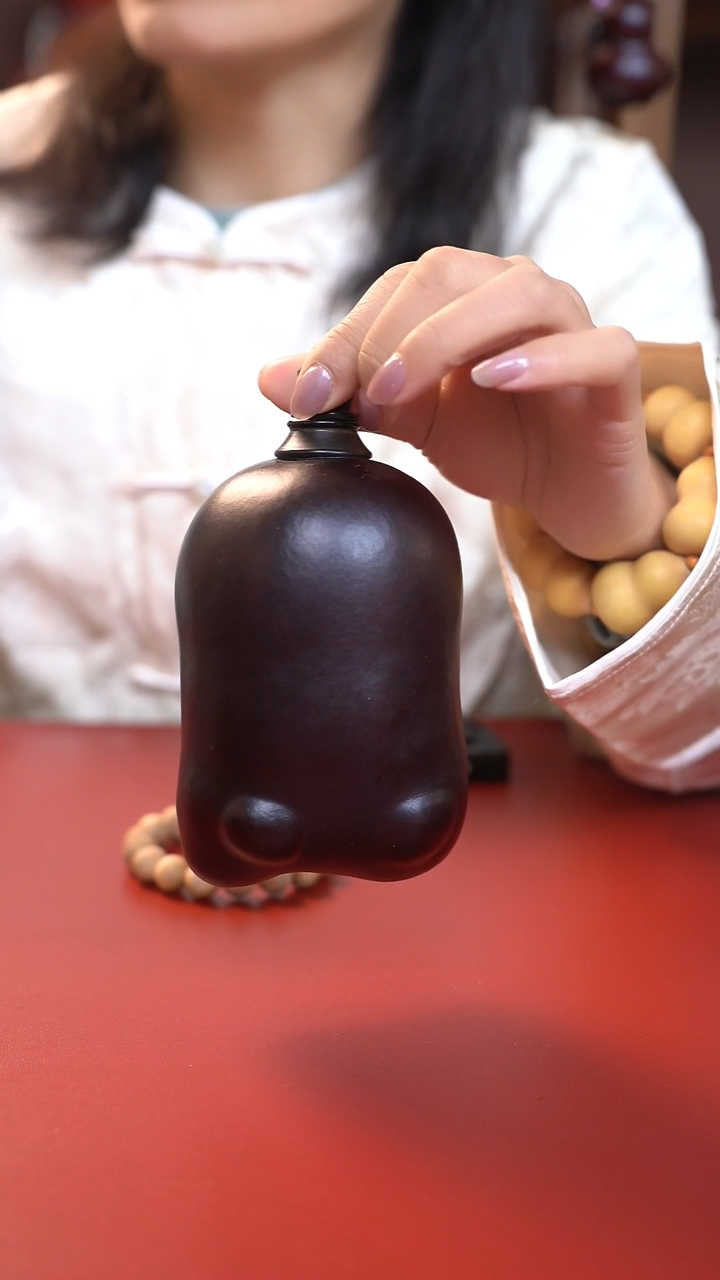 028手工大漆酒葫芦，牛角塞