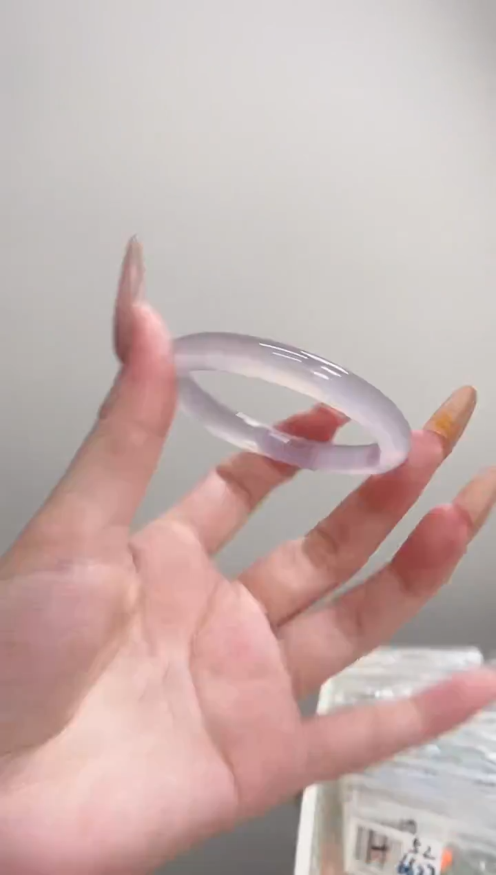手镯玛瑙/玉髓未镶嵌52紫霞