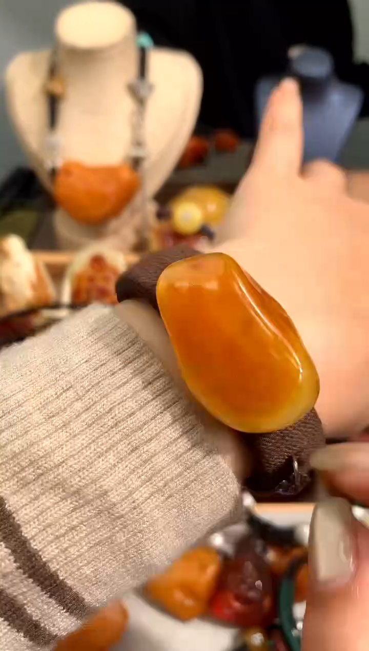 【闪购商品】蜜蜡裸石未镶嵌似玉