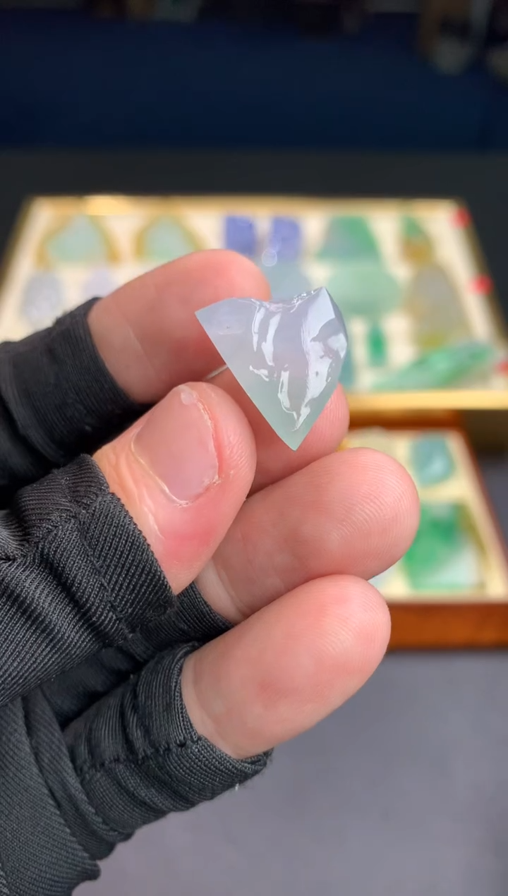 【闪购商品】定制翡翠未镶嵌           